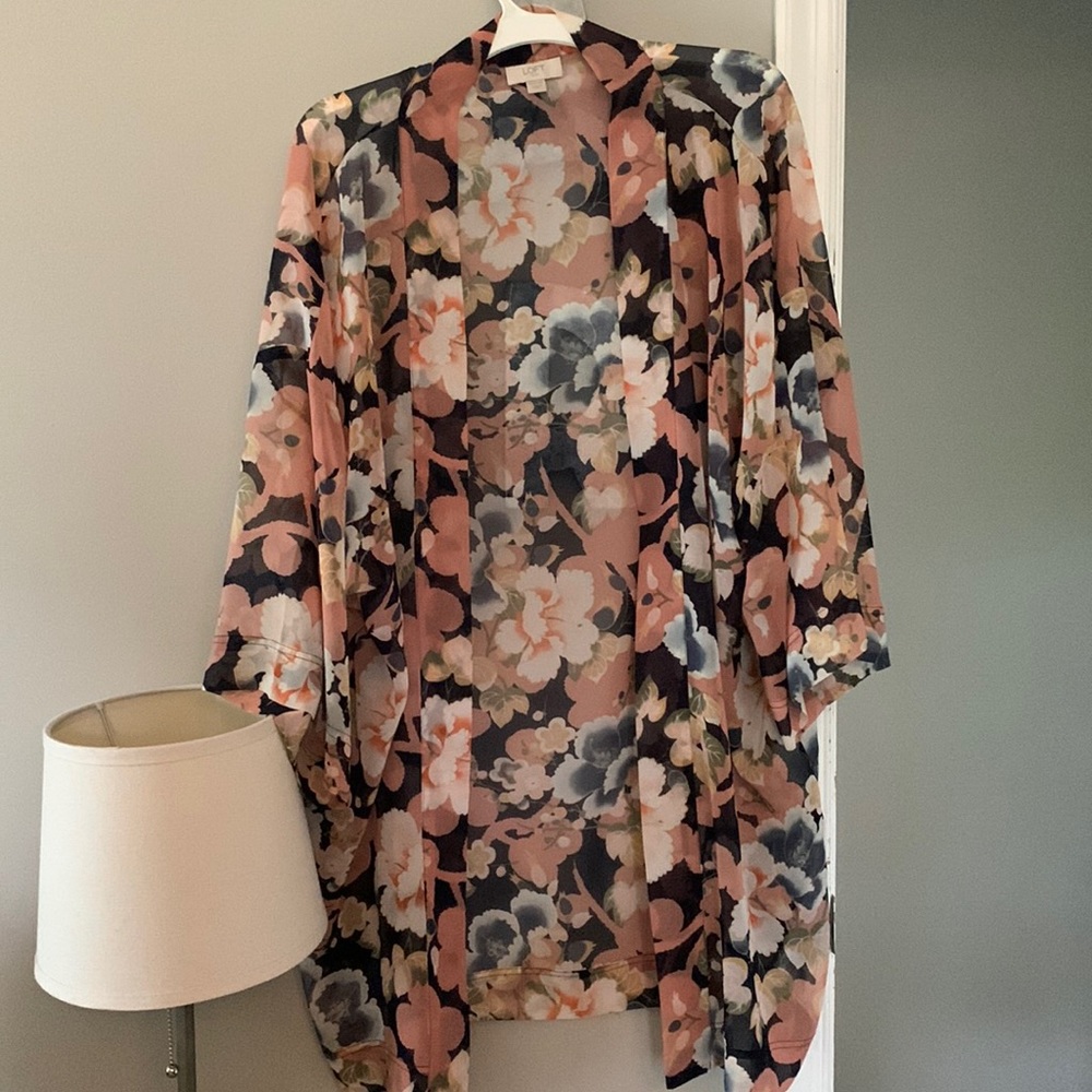 Floral duster, listed as one size